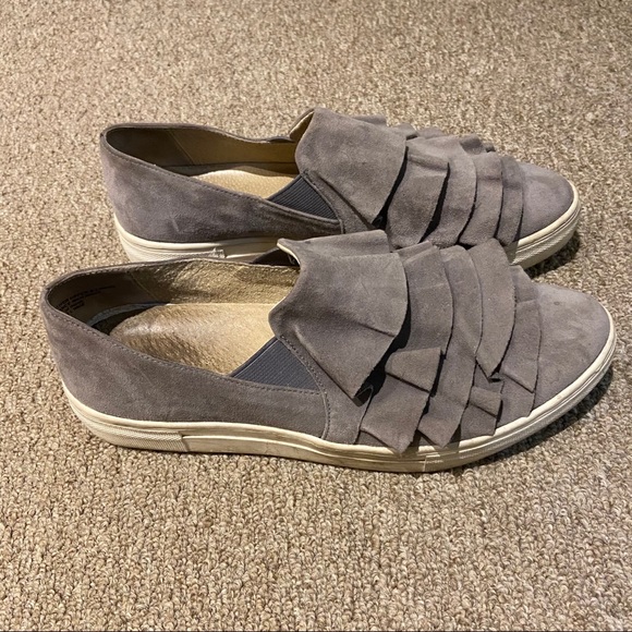Suede Seychelles ruffle sneakers - Picture 5 of 8